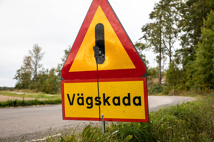 M Sverige har granskat kvaliteten på 18 000 mil av Sveriges statliga vägnät. Resultatet visar att vägarna blir sämre. Foto: Per Eriksson.